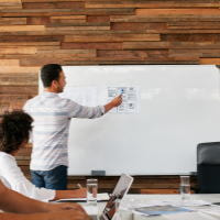 トリノリンクスの人材育成,カスタマイズも気軽に相談